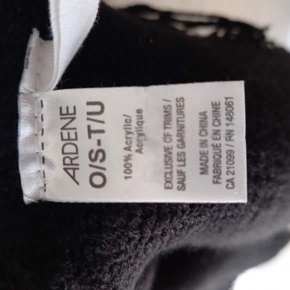 Ardene black sparkle poncho - Picture 4 of 4